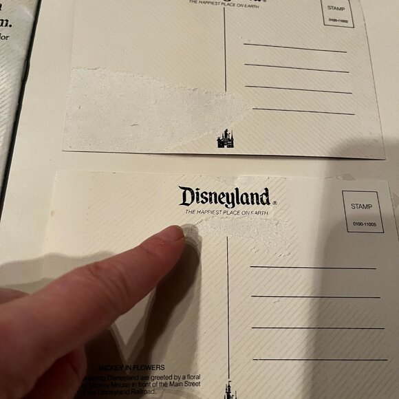 Vintage Disney Items (1 1988 Brochure, 2 Postcards, 1988 Ticket) - Picture 11 of 16